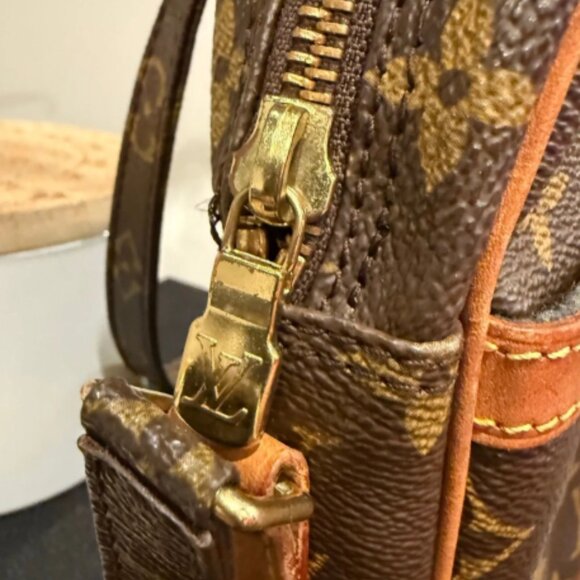 LV012, Louis Vuitton, Danube Monogram, Crossbody - Picture 4 of 5